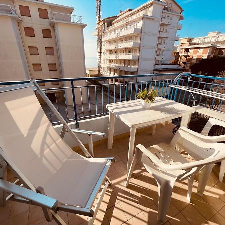 App4Rent Saturno 4 - Family Apartment, Wifi, Parking Лидо-ди-Езоло Экстерьер фото
