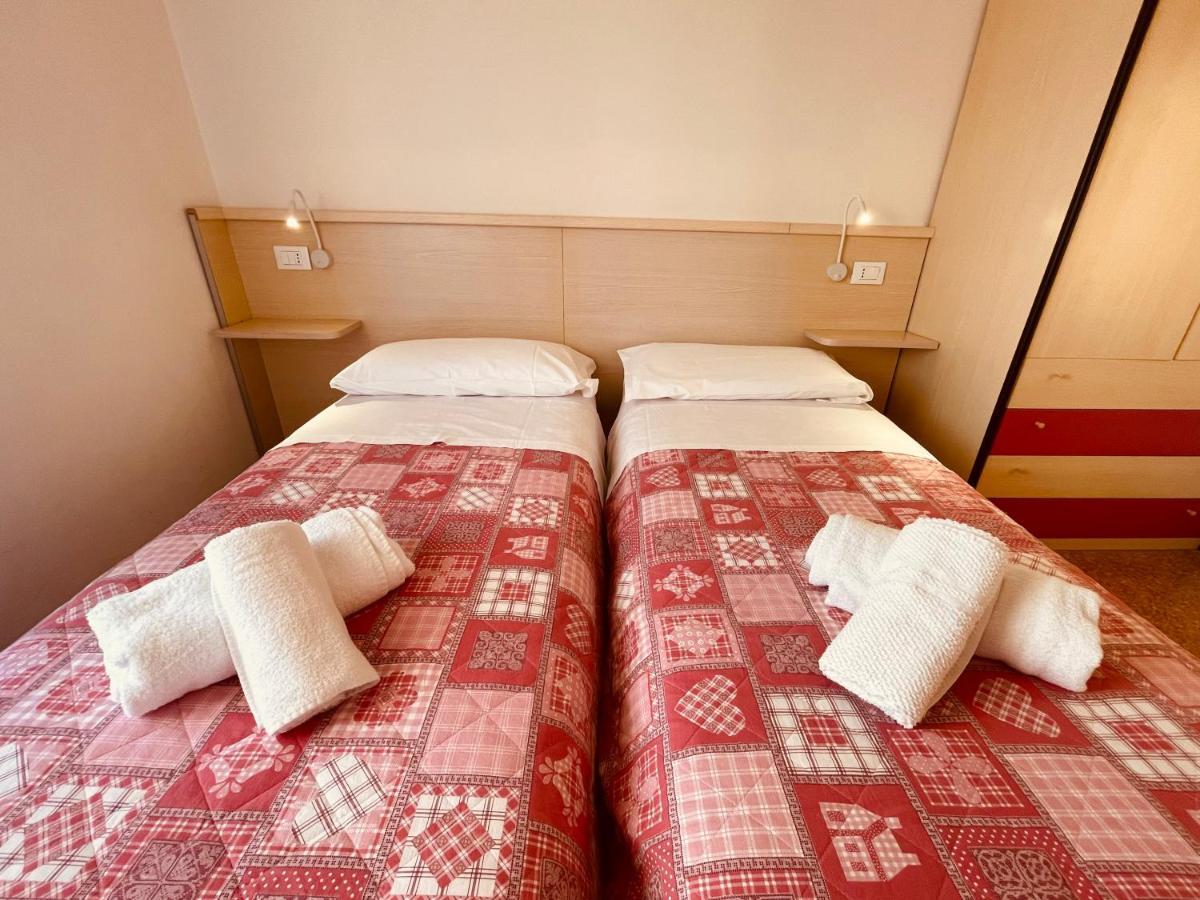 App4Rent Saturno 4 - Family Apartment, Wifi, Parking Лидо-ди-Езоло Экстерьер фото