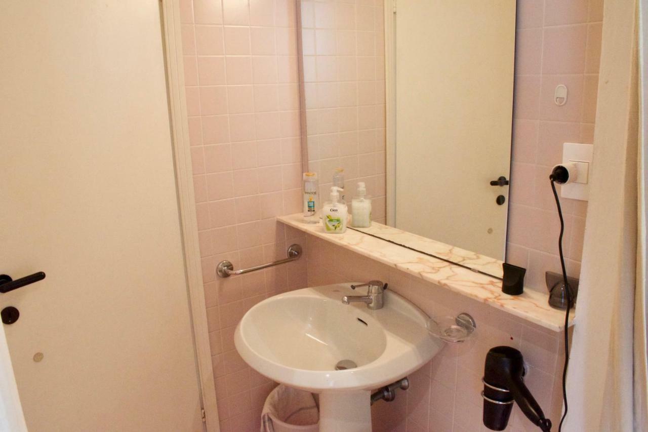 App4Rent Saturno 4 - Family Apartment, Wifi, Parking Лидо-ди-Езоло Экстерьер фото