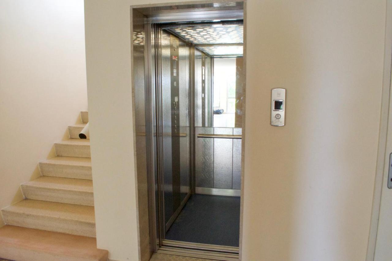App4Rent Saturno 4 - Family Apartment, Wifi, Parking Лидо-ди-Езоло Экстерьер фото